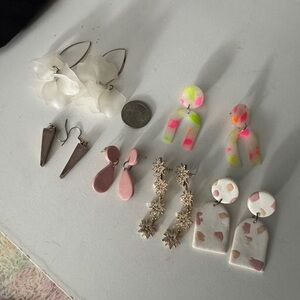 4/$25 Earring bundle